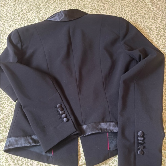 Alain Manoukian Black Tailored Blazer with Classic satin Lapels, size 8/40. - Picture 11 of 14